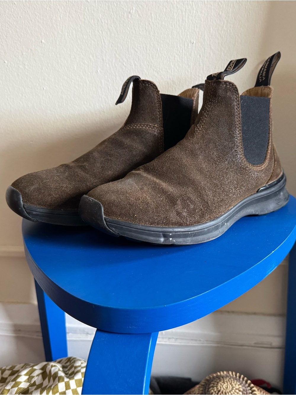 Blundstone Boots- size 8